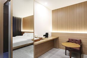 Brown-dot Hotel Paju Heyri