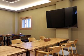 Brown-dot Hotel Paju Heyri