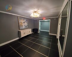 Alexander 521 3 Bedroom Apts by RedAwning