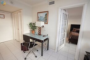 Alexander 1010 2 Bedroom Apts by RedAwning