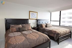 Alexander 1010 2 Bedroom Apts by RedAwning