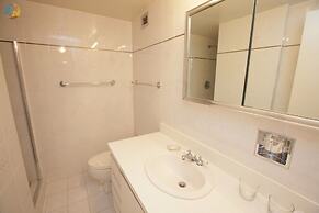 Alexander 1010 2 Bedroom Apts by RedAwning