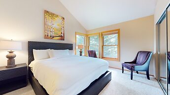 Snowcreek #880 3 Bedroom Condo by RedAwning