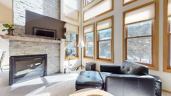 Snowcreek #880 3 Bedroom Condo by RedAwning