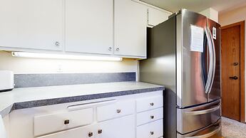 Snowcreek #880 3 Bedroom Condo by RedAwning