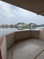 Rajdarshan - A Lake View Hotel in Udaipur