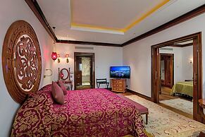 Mardan Palace