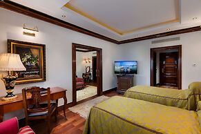 Mardan Palace