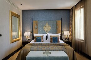 Mardan Palace