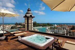 Mardan Palace
