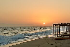 Naxian On The Beach - Adults Only