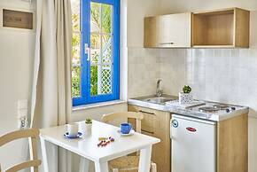 Maistrali Sea View Apartments