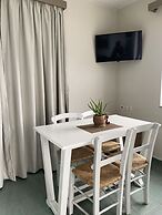 Maistrali Sea View Apartments