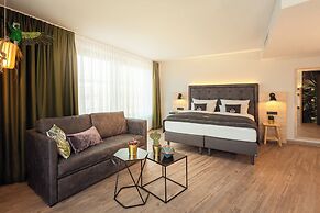 Holiday Inn - the niu, Crusoe Bremen Airport by IHG