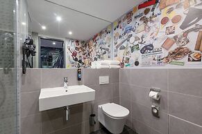 Holiday Inn - the niu, Crusoe Bremen Airport by IHG