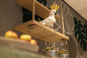Holiday Inn - the niu, Crusoe Bremen Airport by IHG