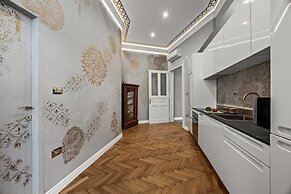 Villa Muenz Luxurious Residence