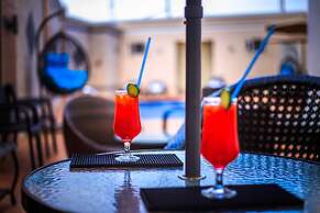 Joygate Hotel & Suites