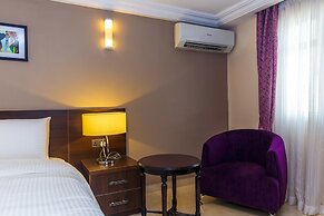 Joygate Hotel & Suites