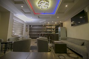 Joygate Hotel & Suites