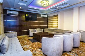 Joygate Hotel & Suites