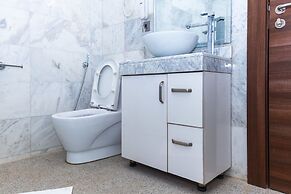 Joygate Hotel & Suites