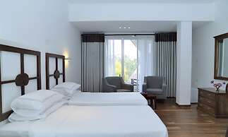 Avasta Resort