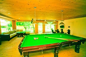 Avasta Resort