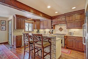 High Point Chateau 4 Bedroom Home by RedAwning