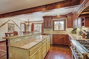 High Point Chateau 4 Bedroom Home by RedAwning