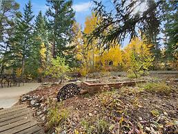 High Point Chateau 4 Bedroom Home by RedAwning