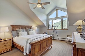 Amazing 2 Br Unit In Beaver Creek- Out Of A Western Movie 2 Bedroom Co