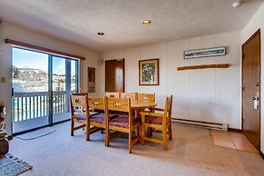 3 Br Unit With Fireplace & Mountain Views 3 Bedroom Condo - No Cleanin