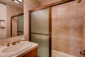 Uniquely Decorated Mountain Plaza  3 Bedroom Condo - No Cleaning Fee! 