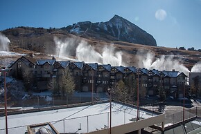 Recently Remodeled Ski Lodge Styled Plaza Condo - No Cleaning Fee! by 