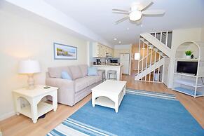 Vantage Point 5 2 Bedroom Townhouse by RedAwning