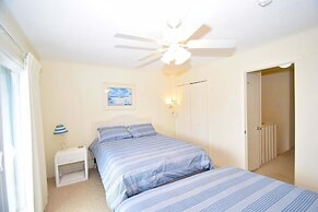 Vantage Point 5 2 Bedroom Townhouse by RedAwning