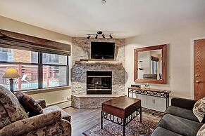 Spacious  In The Heart Of Breckenridge Studio Condo by RedAwning