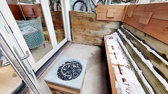 Greenbriar 14 2 Bedroom Condo by RedAwning