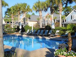 2497 Bungalo 3 Bedroom Home by RedAwning