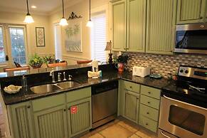 2497 Bungalo 3 Bedroom Home by RedAwning