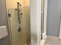 1380 Laurel Grove 3 Bedroom Home by RedAwning