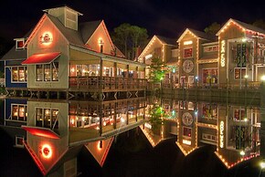 1380 Laurel Grove 3 Bedroom Home by RedAwning