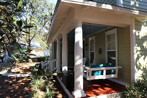 1380 Laurel Grove 3 Bedroom Home by RedAwning