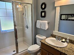 1380 Laurel Grove 3 Bedroom Home by RedAwning