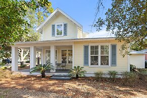 1381 Laurel Grove 3 Bedroom Home by RedAwning