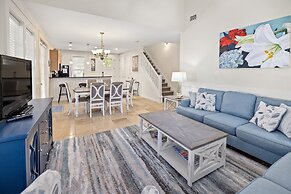 1381 Laurel Grove 3 Bedroom Home by RedAwning