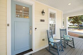 1381 Laurel Grove 3 Bedroom Home by RedAwning