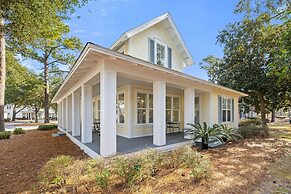 1381 Laurel Grove 3 Bedroom Home by RedAwning