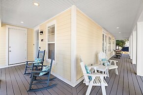 1381 Laurel Grove 3 Bedroom Home by RedAwning